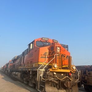 Meet your Posher, Dion